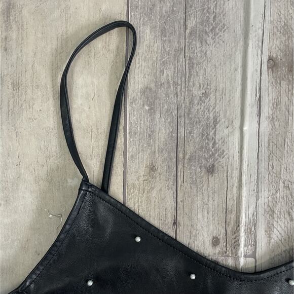 DO+BE Pearl-Studded Crop Top Black Faux Leather Ruffle Hem Y2K Whimsigoth Sz M - Picture 4 of 13